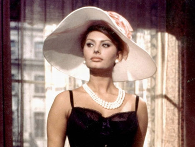 Sophia Loren 75 de ani foto maaadddogfileswordpresscom Antena3ro