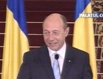 Băsescu: Toate partidele sunt de acord cu modificarea Constituţiei. Viziunile sunt diferite