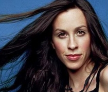 Alanis Morissette s-a maritat in secret cu rapperul american MC Souleye