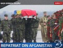 Trupul soldatului român ucis în Afganistan a fost repatriat
