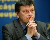 Antonescu: Facem opoziţie dacă va fi instalat un Guvern Negoiţă sau Boc

