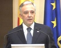 mugur isarescu