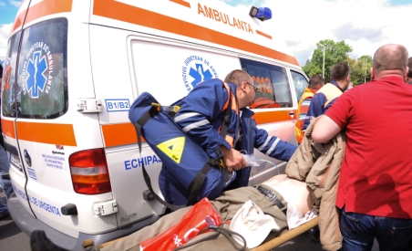 Un român  a murit şi alţi zece au fost răniţi, în urma unui accident produs la  graniţa Ungariei cu România (VIDEO)