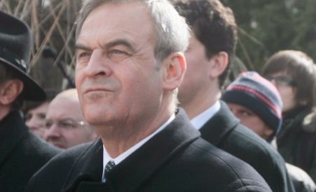 Laszlo Tokes nu renunta: Constitutia nu este Sfanta Scriptura, poate fi schimbata