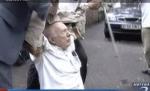 2 ofiţeri SPP au bruscat un bătrân la sediul PNL 