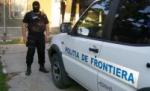 Trei poliţişti de frontieră, arestaţi după ce au violat-o pe prietena unuia dintre ei
