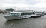 Navele de pe Dunăre oprite abuziv în portul Galaţi. Turismul fluvial, în pericol!