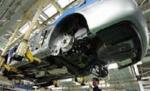 Declin pe piaţa auto: Concedieri la Nissan, General Motors închide o fabrică

