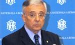 Mugur Isărescu îi ameninţă cu destituirea pe bancherii care măresc nejustifificat dobânzile