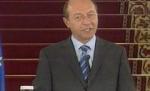 Băsescu a promulgat legea salarizării profesorilor. Va îngheţa Guvernul salariile?