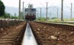 Circulaţia feroviară, blocată timp de şapte ore pe Valea Oltului din cauza unei cisterne răsturnate pe calea ferată 