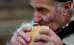 Ţăranii transilvăneni, parodiaţi pe internet, după campania Burger King (VIDEO)