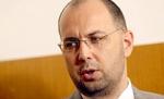 UDMR: Empatia lui Băsescu pentru comunitatea maghiară se opreşte la palincă şi kurtos kolacs