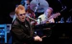 Elton John va produce un film horror SF inspirat dintr-un roman al lui Jane Austen
