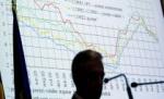 Restrângerea operaţiunilor din România a băncilor străine aruncă economia în recesiune