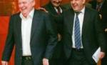 Proorocul şi profetul: Hrebenciuc dă 8 ani Coaliţiei PSD-PDL, Vanghelie, tot atâtea... luni (VIDEO)
