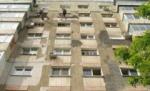 Studiu: Preţul locuinţelor vechi va scădea cu 30-50%

