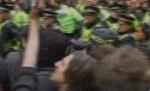 Sute de mii de oameni protestează la Londra faţă de globalizare şi sărăcie (VIDEO)
