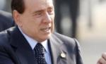 Berlusconi le dă sfaturi sinistraţilor: Ar trebui să-şi închipuie că sunt în camping, la sfârşit de săptămână