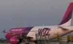 Timişoara. Pasagerii blocaţi 12 ore pe aeroport au fost îmbarcaţi într-o altă aeronavă
