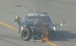 NASCAR: S-a rostogolit spectaculos cu maşina şi apoi a trecut linia de sosire alergând (VIDEO)