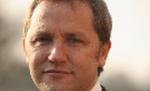 Un ministru britanic a cumpărat magneţi de frigider şi cărţi din fondurile publice