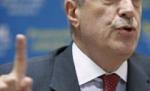 Tăriceanu: Boc nu este în stare să gândească mai mult decât gândea Ceauşescu, cizmarul


