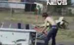 Skateboard-ul răzbunător: Un băiat îşi dă cu placa în cap (VIDEO)