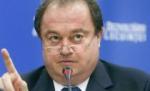 Blaga: Multe primării au un număr exagerat de angajaţi

