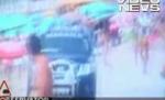 Mitocan la apă. Un bărbat conduce o maşină de teren pe plajă, sfidându-i pe toţi cei din jur (VIDEO)