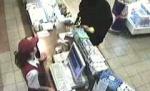 Autorul unui jaf din Oradea, reţinut. Vânzătoarea a fost ameninţată cu un pistol de jucărie (VIDEO)