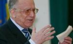 Ion Iliescu: Premierul nu-şi poate permite ?să se joace? cu remanierile
