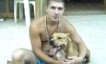 Aşa stăpân, aşa câine: Unul dintre pitbullii lui Iustin Covei, scăpat de sub control (VIDEO)