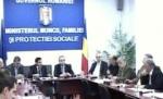 Boc le cere sindicaliştilor să suspende protestele până după prezidenţiale 