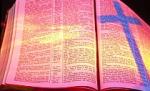 Cercetător: Biblia a fost tradusă greşit. Dumnezeu nu este Creatorul
