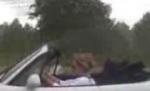Studiu: Maşinile decapotabile dăunează sănătăţii