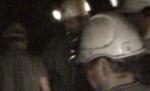 Proteste la mina Lupeni: 70 de mineri refuză să iasă la suprafaţă (VIDEO)