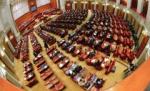 Marţi, 13 pentru Guvernul României? Votul pentru moţiunea de cenzură s-a încheiat