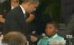 Un puşti de 9 ani, către Obama: ?De ce vă urăşte lumea?? (VIDEO)