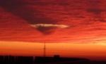 Nor straniu, asemănător cu un OZN, fotografiat lângă Cernavodă (FOTO)