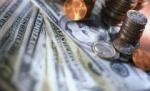 Angajaţii din cel puţin 15 companii de stat câştigă 3.000 de lei brut pe lună