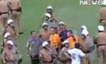 Echipa retrogradată, fanii campioni la bătaie cu poliţia (VIDEO)