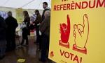 Referendum simbolic: Catalanii votează pentru independenţă

