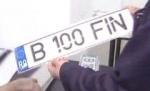 Placuţe de înmatriculare cu trei cifre, disponibile de luni pentru maşinile bucureştenilor