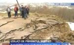Circa 2.500 de oameni din comuna dâmboviţeană Pucheni, izolaţi de lume din cauza alunecărilor de teren (VIDEO)