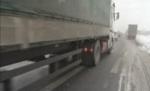 Infotrafic. Circulaţia pe DN 10 Buzău-Braşov, blocată din cauza unei alunecări de teren de proporţii