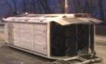 Un microbuz cu pasageri a lovit două autoturisme la Ploieşti. Trei persoane au fost rănite