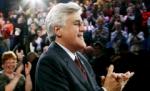 Jay Leno s-a întors la The Tonight Show. Imagini de la prima ediţie (VIDEO)
