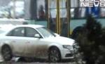 Cum să parchezi în mijlocul intersecţiei şi să scapi şi de poliţie şi de 