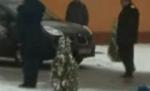 Două maşini din coloana oficială a lui Băsescu s-au ciocnit la inaugurarea unui centru NATO la Oradea (VIDEO)